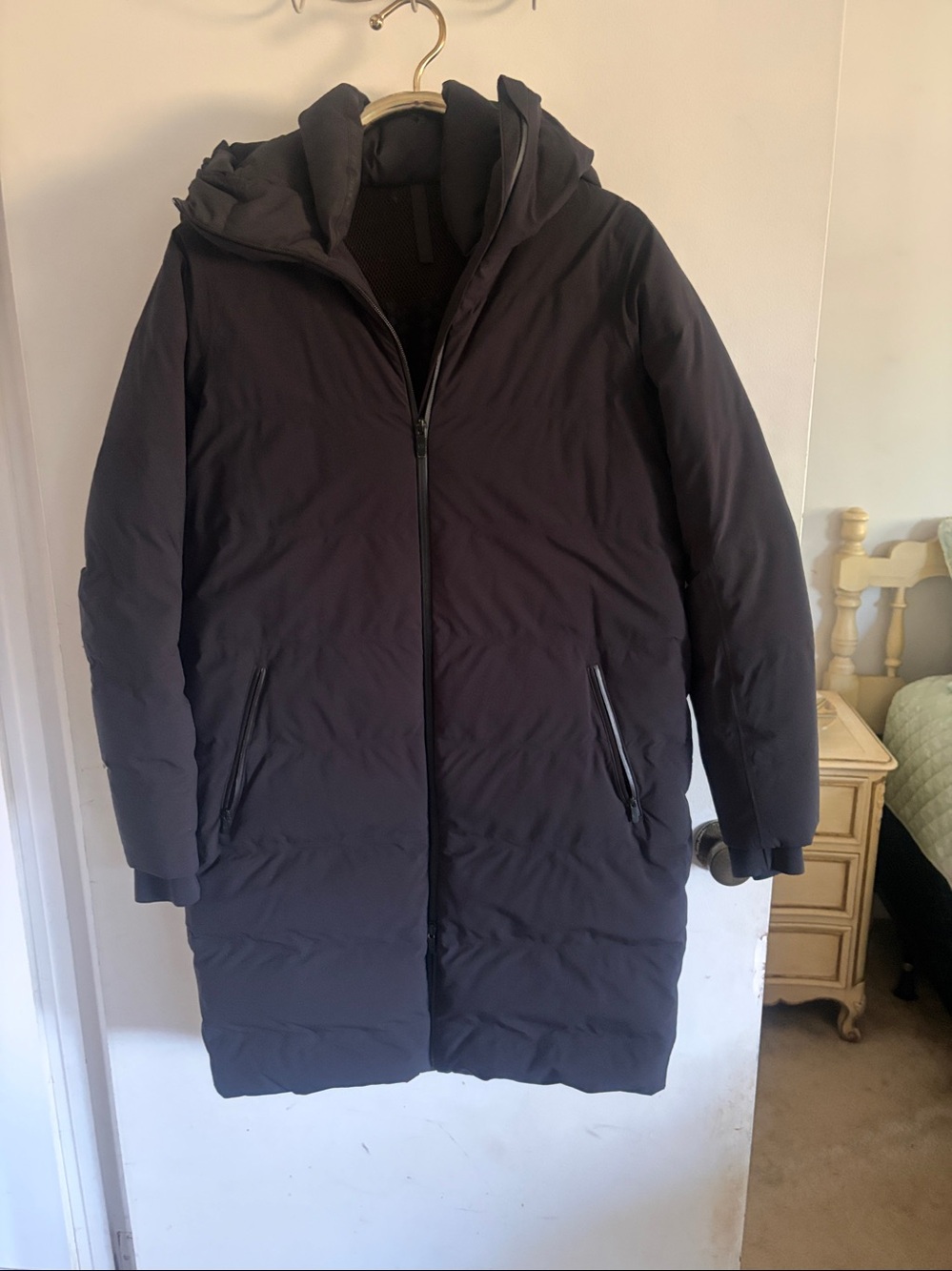 Lululemon Slush Hour Parka size 6 Original Release